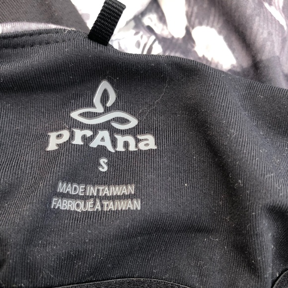 Prana Athletic Yoga Top with Built in Bra - Picture 5 of 5